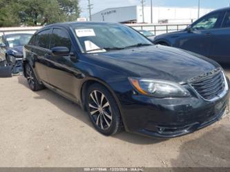 CHRYSLER 200 TOURING