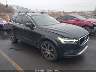 VOLVO XC60 T6 MOMENTUM