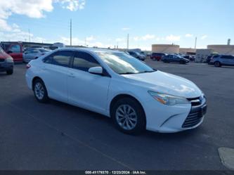 TOYOTA CAMRY LE