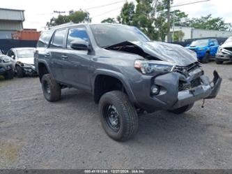 TOYOTA 4RUNNER SR5