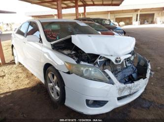 TOYOTA CAMRY SE