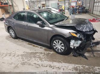 TOYOTA CAMRY HYBRID LE HYBRID