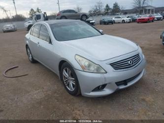 INFINITI G25 JOURNEY