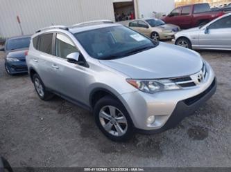 TOYOTA RAV4 XLE