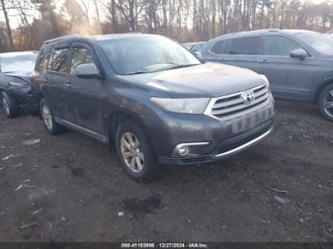 TOYOTA HIGHLANDER SE V6