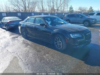 CHRYSLER 300S AWD