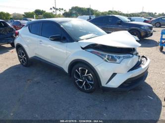 TOYOTA C-HR XLE