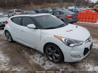 HYUNDAI VELOSTER RED INT