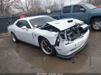 DODGE CHALLENGER SRT HELLCAT