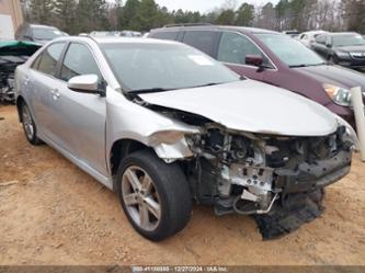 TOYOTA CAMRY SE