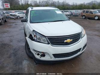 CHEVROLET TRAVERSE LS