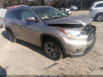 TOYOTA HIGHLANDER XLE V6