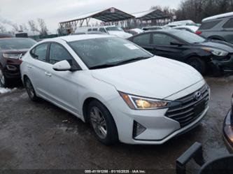 HYUNDAI ELANTRA SEL