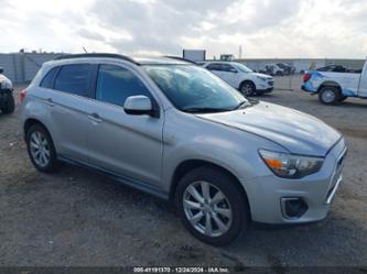 MITSUBISHI OUTLANDER SPORT SE