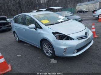 TOYOTA PRIUS V FIVE