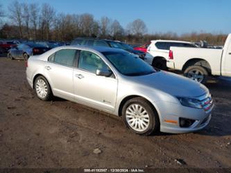 FORD FUSION HYBRID