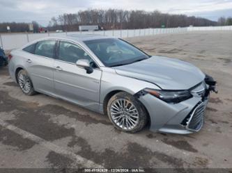 TOYOTA AVALON LIMITED HYBRID