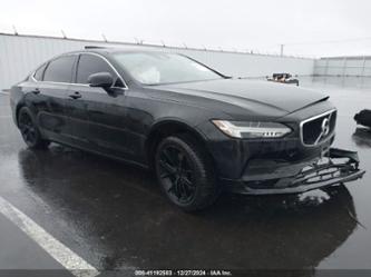 VOLVO S90 T5 MOMENTUM