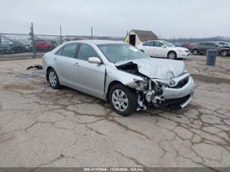 TOYOTA CAMRY HYBRID