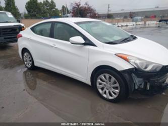 HYUNDAI ELANTRA GLS