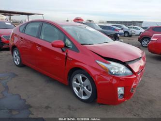 TOYOTA PRIUS V