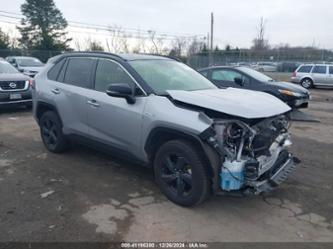 TOYOTA RAV4 HYBRID XSE