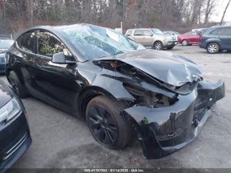 TESLA MODEL Y LONG RANGE DUAL MOTOR ALL-WHEEL DRIVE