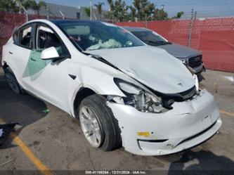 TESLA MODEL Y LONG RANGE DUAL MOTOR ALL-WHEEL DRIVE