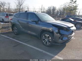 TOYOTA HIGHLANDER XLE