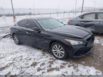 INFINITI Q50 PREMIUM