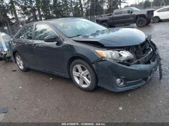 TOYOTA CAMRY SE