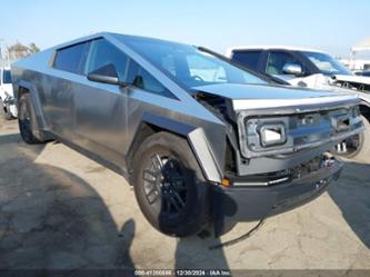 TESLA CYBERTRUCK ALL-WHEEL DRIVE