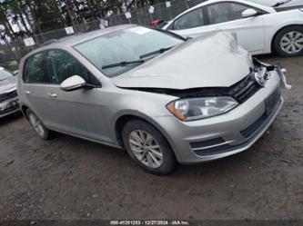 VOLKSWAGEN GOLF TSI S 4-DOOR