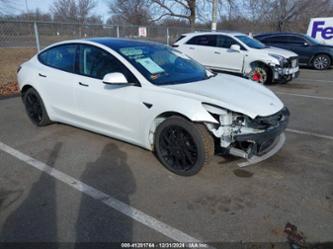 TESLA MODEL 3 LONG RANGE DUAL MOTOR ALL-WHEEL DRIVE