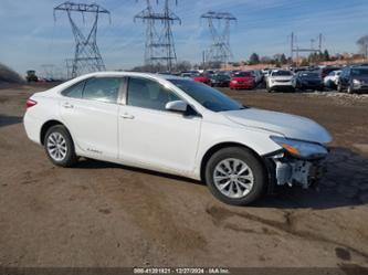 TOYOTA CAMRY LE