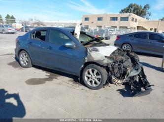 MAZDA 3 I TOURING