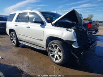 CADILLAC ESCALADE LUXURY