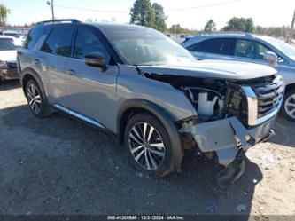 NISSAN PATHFINDER PLATINUM FWD