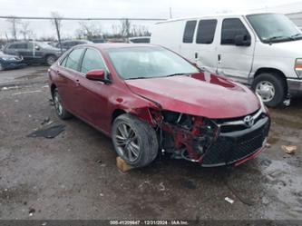 TOYOTA CAMRY SE