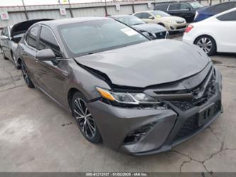 TOYOTA CAMRY HYBRID SE