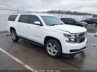 CHEVROLET SUBURBAN LT