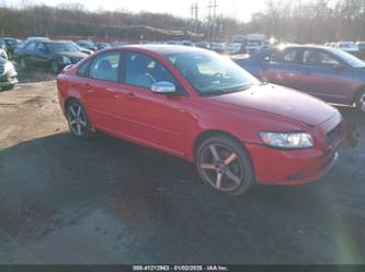 VOLVO S40 T5/T5 R-DESIGN