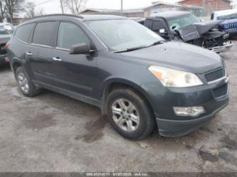 CHEVROLET TRAVERSE LS