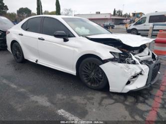 TOYOTA CAMRY SE NIGHTSHADE EDITION