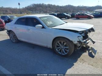 CHRYSLER 300 TOURING AWD