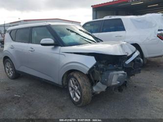 KIA SOUL S