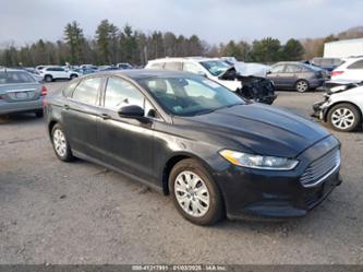 FORD FUSION S