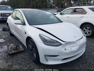 TESLA MODEL 3 REAR-WHEEL DRIVE