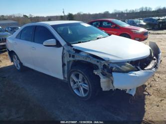 TOYOTA CAMRY SE