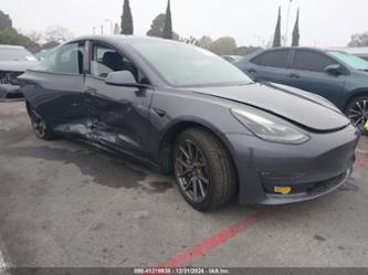 TESLA MODEL 3 LONG RANGE DUAL MOTOR ALL-WHEEL DRIVE